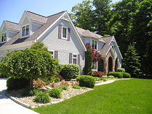 Landscapers and Lawncare Services in Hollister, MO